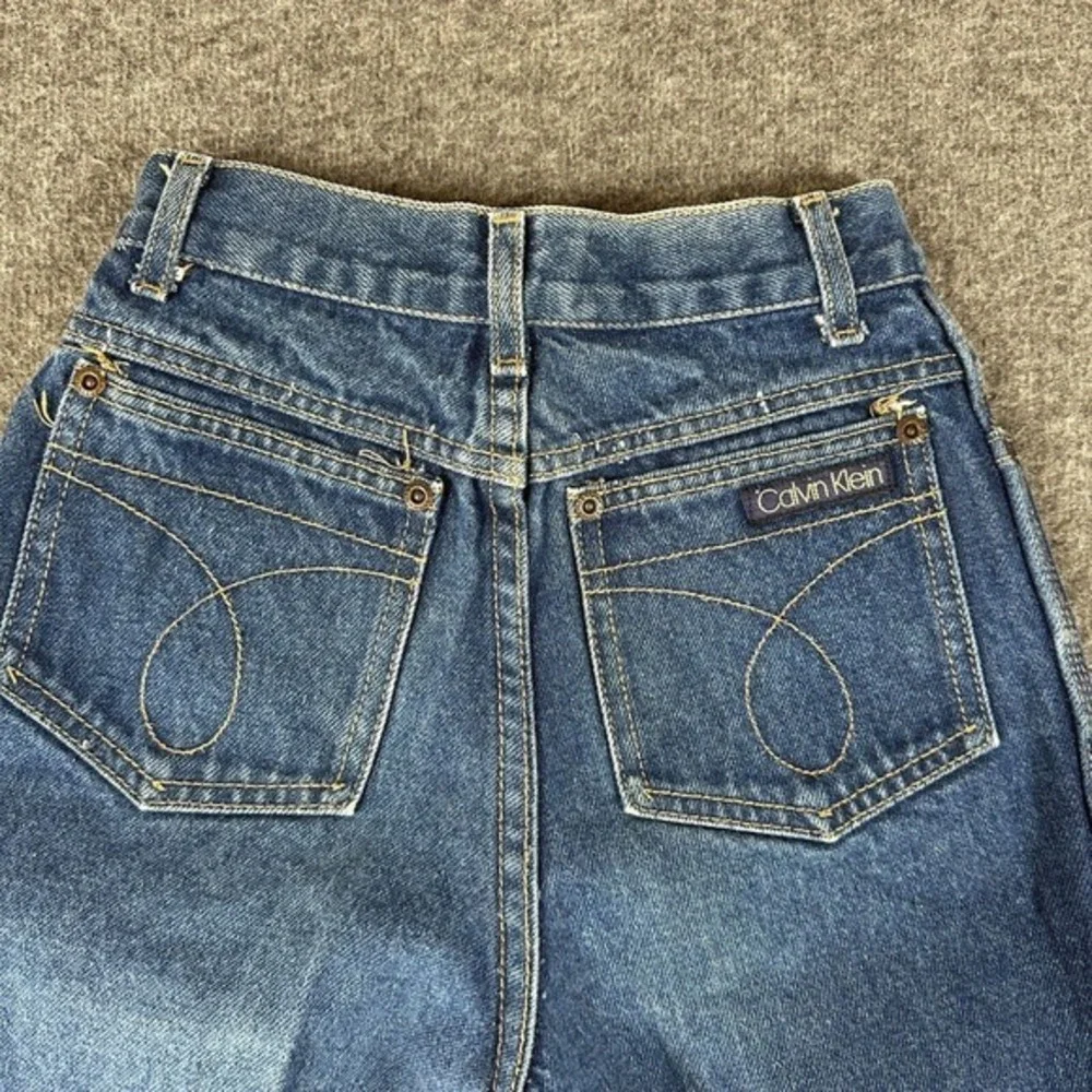 Vintage Calvin Klein High Waist Jeans Juniors 3 Dark Wash‎ Denim 22X27